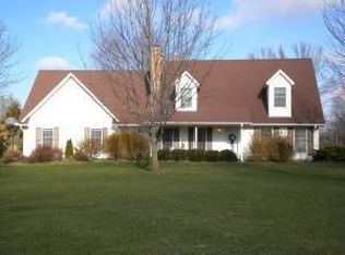 5151 E Eagle Ridge Rd, Columbia, MO 65201