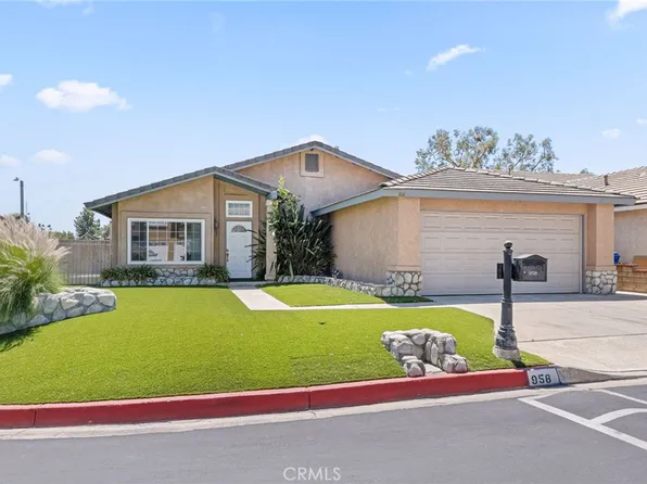 958 Falcon View St, Upland, CA 91784
