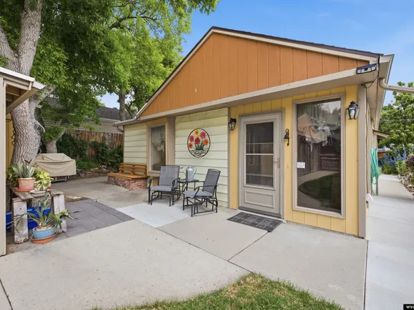 716 E 16th St, Casper, WY 82601