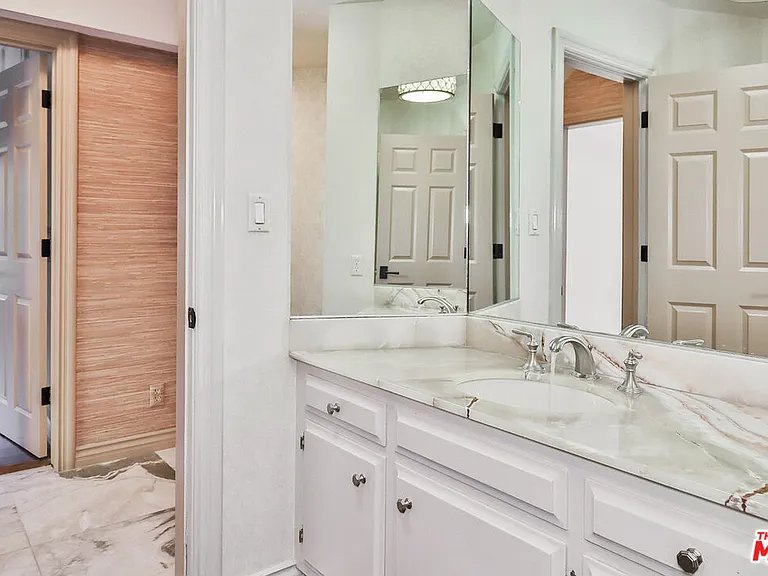 1030 Brooklawn Dr — Photo 17