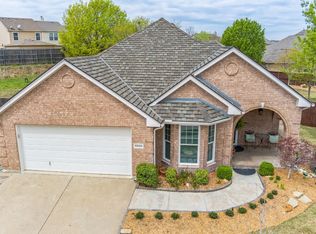 10533 Vintage Dr, Fort Worth, TX 76244