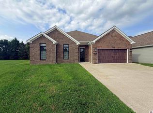 3228 Sandpiper Cir, Paducah, KY 42001