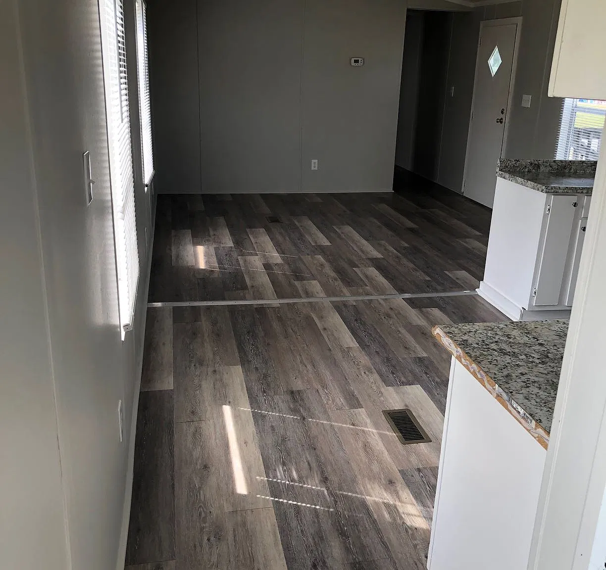 3 bed, $995 — Photo 2