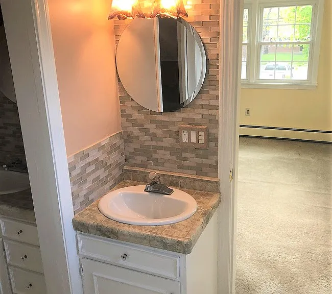 663 Essex St #1 — Photo 15