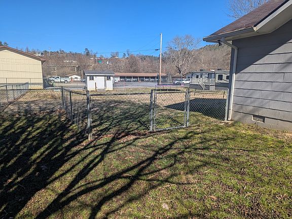 3rd image of 67 Lowell St