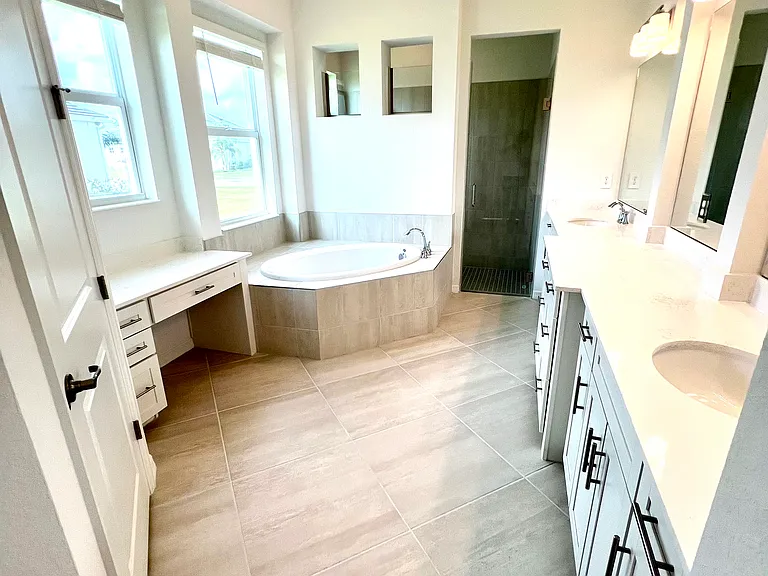 17130 Albatross Rd — Photo 28