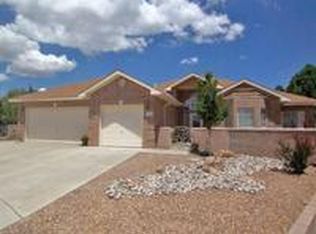 7328 Anton Cir NE, Albuquerque, NM 87122