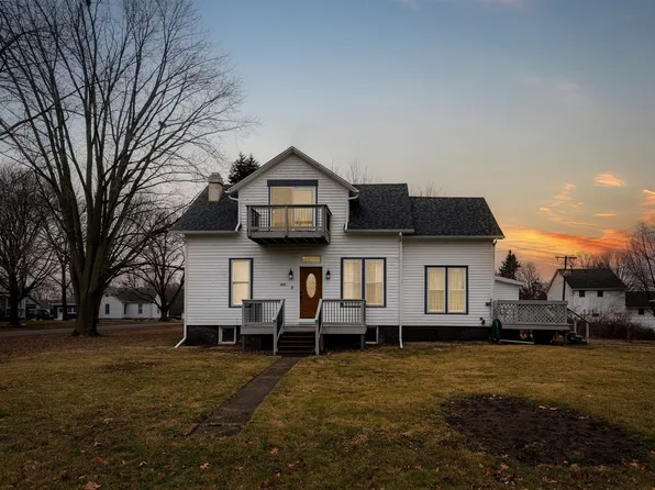 409 N East St, Le Roy, IL 61752