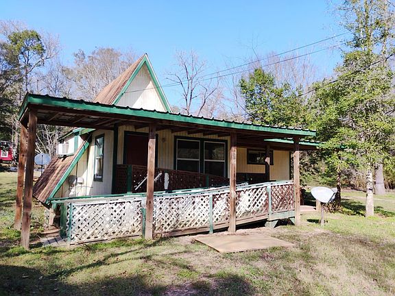 2nd image of 229 Lincoln Dr
