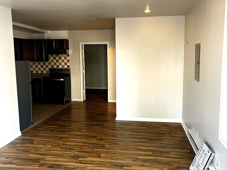 1020 S 52nd St #3 — Photo 6