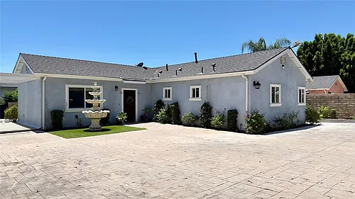 21224 W Rinaldi St Photo 1