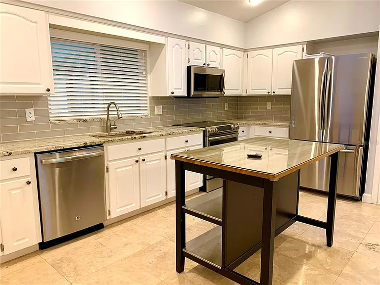 1177 Baltic Ln — Photo 13