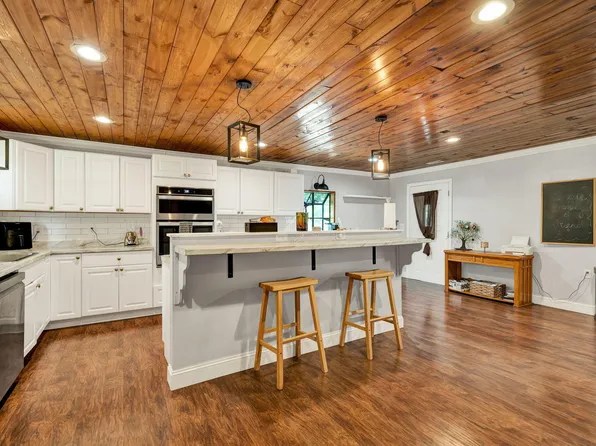 281 Holden Rd, Dayton, TN 37321