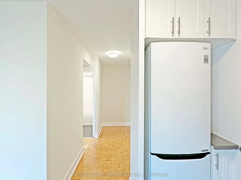 485 Huron St #801 — Photo 7