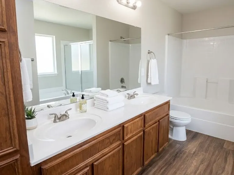 815 Eastland Dr #A — Photo 5