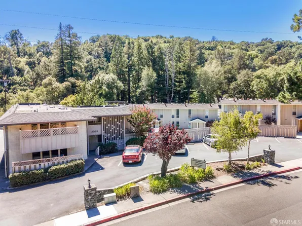 2084 Ascot Dr, Moraga, CA 94556