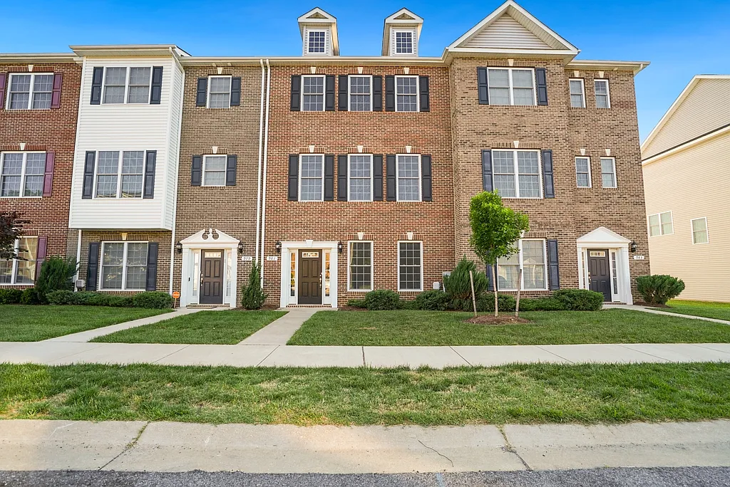 Building Photo - 981 Rye Dr