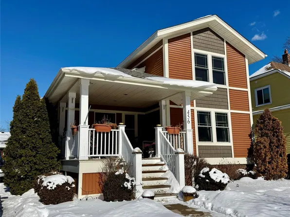 456 Vinewood St, Wyandotte, MI 48192