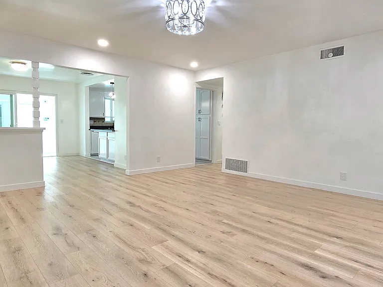 329 Orange St — Photo 18