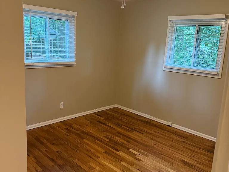 1078 Palafox Dr — Photo 5