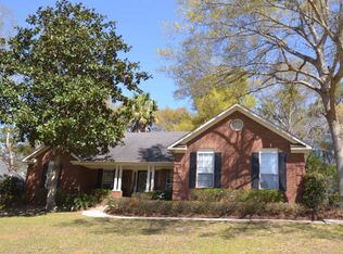 106 Sweetwater Ln, Fairhope, AL 36532