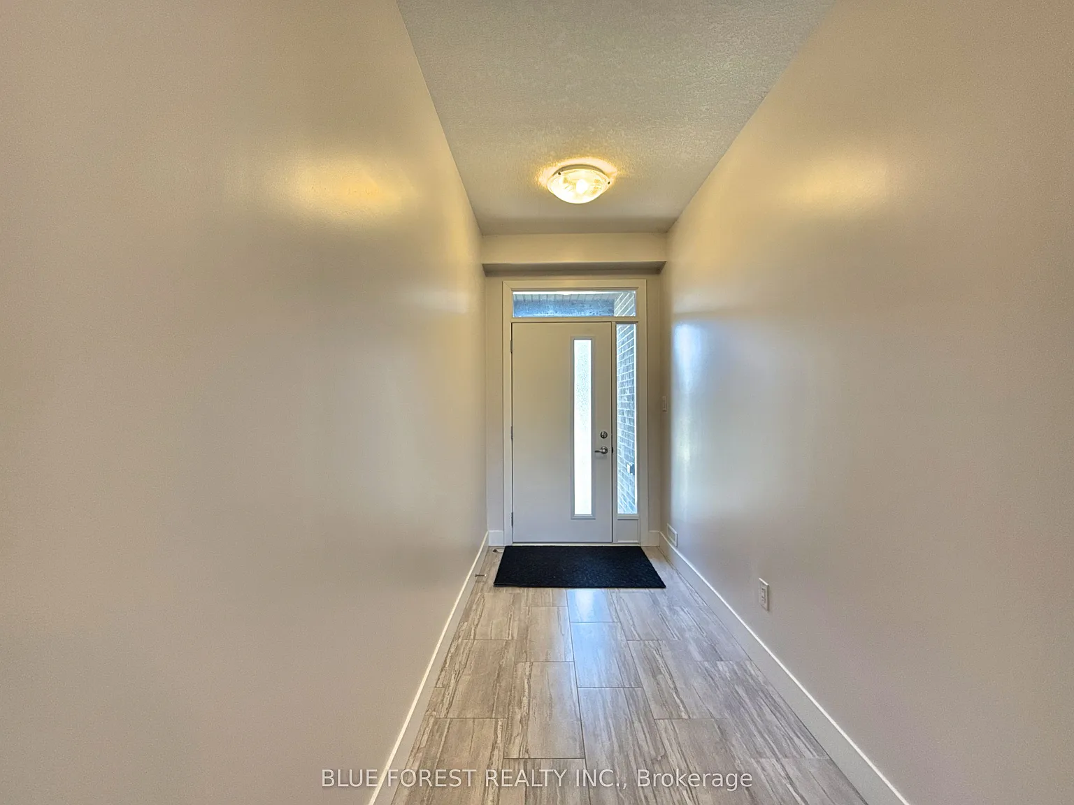 4 bed, $2,600 — Photo 3