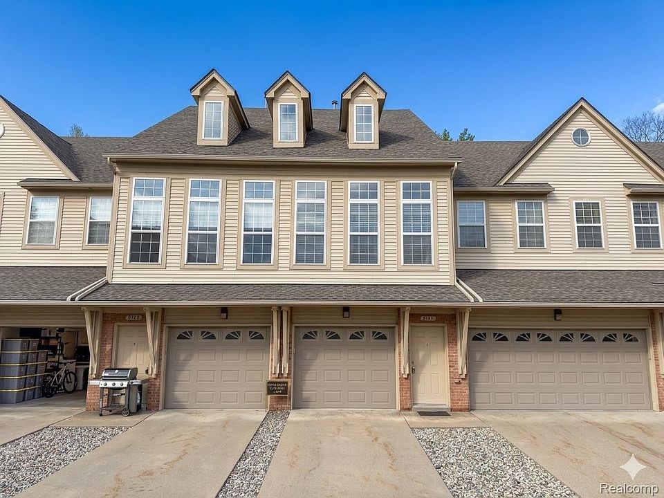 1st image of 5151 Parsley Dr #33