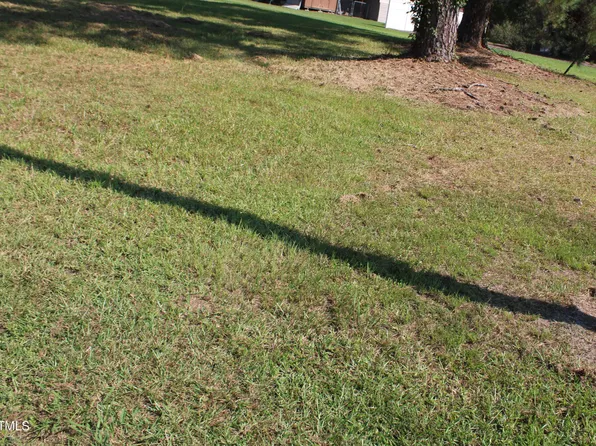 500 S Wilson St, Kenly, NC 27542
