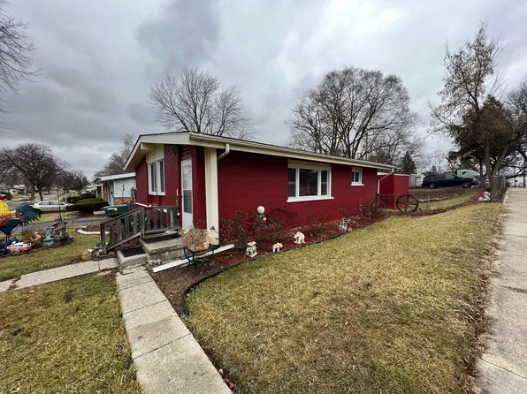 416 Moore St, Pontiac, MI 48342