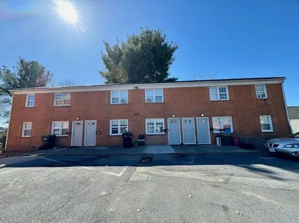 414 Bruce St APT 2, Bridgewater, VA 22812