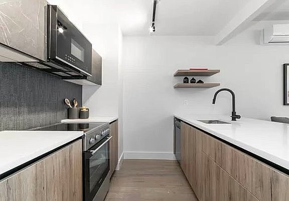 5th image of 856 Rogers Ave #405