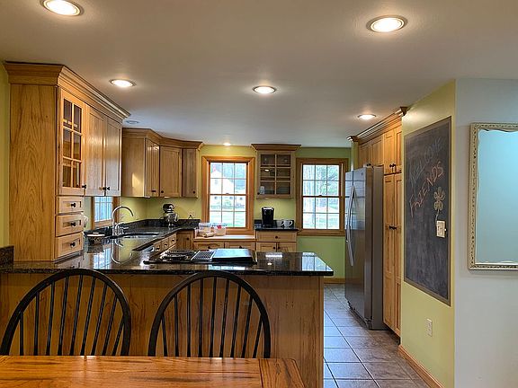 Dining Room & Kitchen