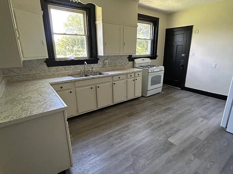 3421 Trimble Ave #1 — Photo 8