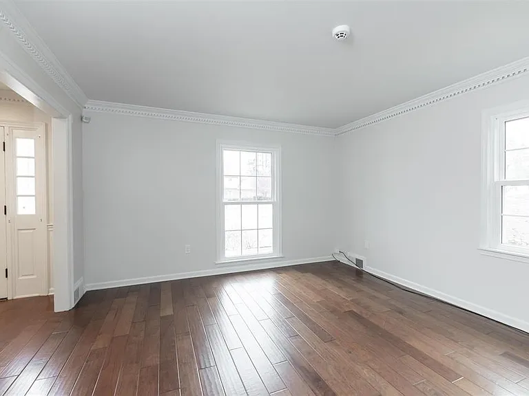 8441 Dogwood Rd — Photo 24