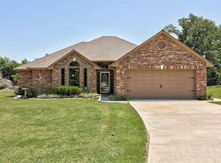 1950 Wagon Trail Blvd, Harrah, OK 73045
