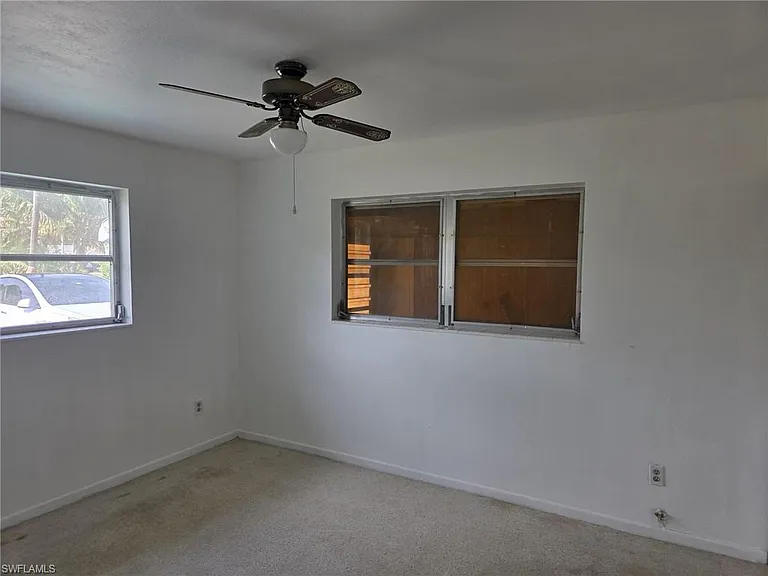 33 Broadway Cir — Photo 27