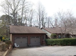 435 19th Ave NE, Hickory, NC 28601