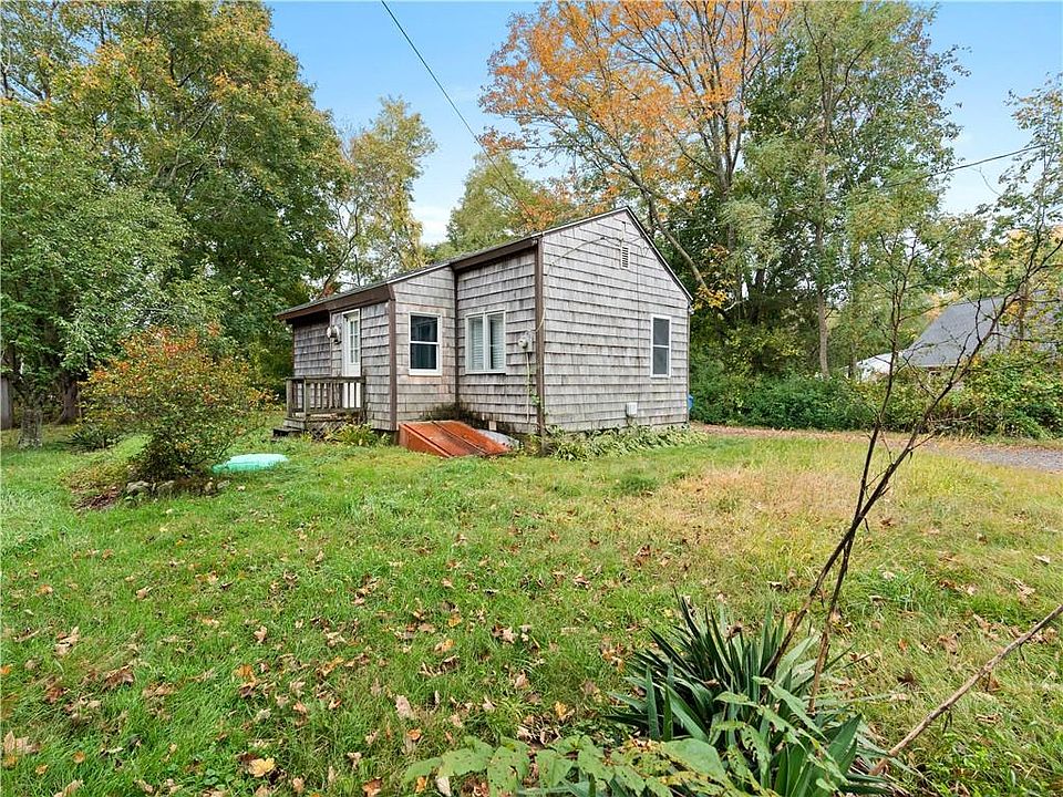 128B Rodman St B, South Kingstown, RI 02879 MLS 1322527 Zillow