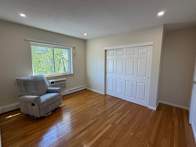 383 Langley Rd #11 — Photo 9