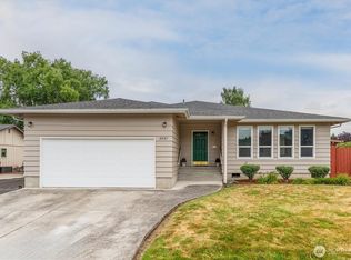 3937 Gardenia St, Longview, WA