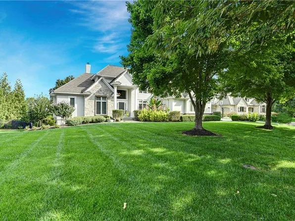 4806 W 143rd Ter, Leawood, KS 66224