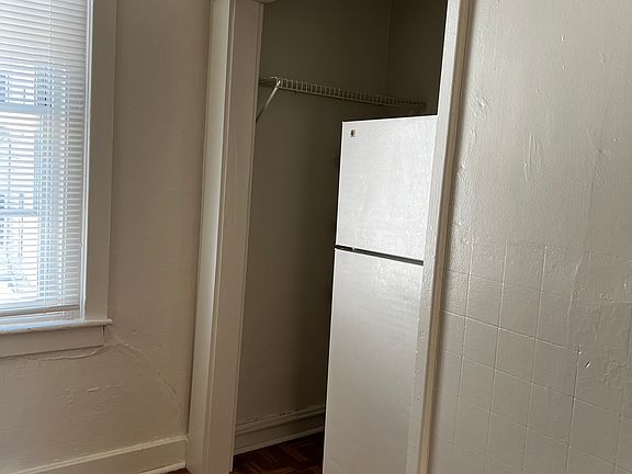 3rd image of 224 N 13th St