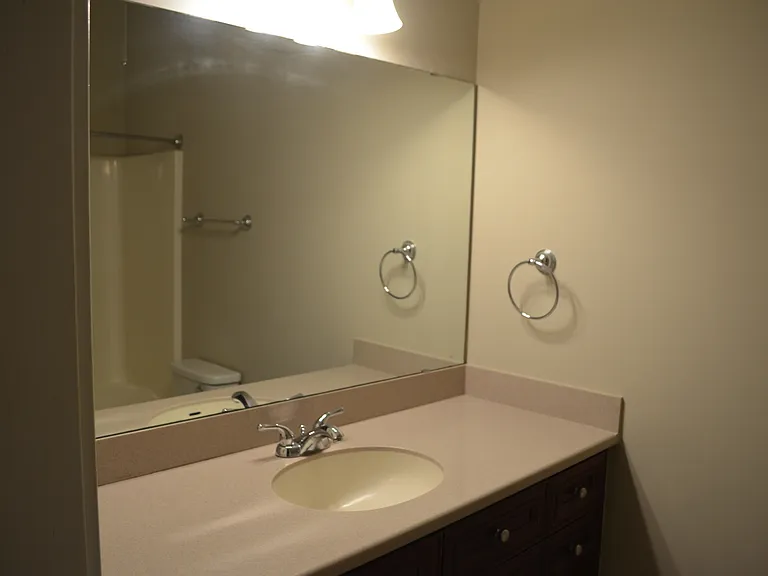 121 E McBee Ave — Photo 19