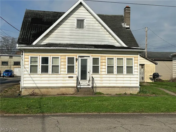409 East St, Caldwell, OH 43724