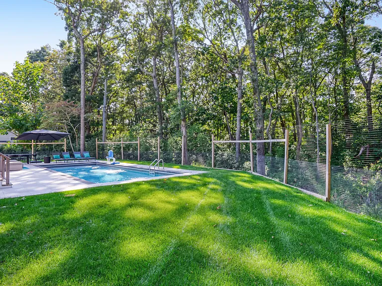 7715 Soundview Ave — Photo 32