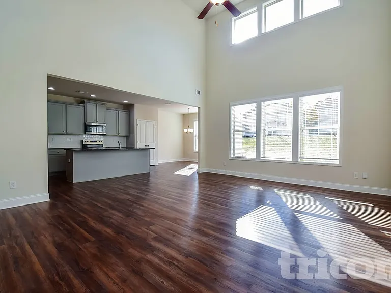 4061 Bella View Ln — Photo 3