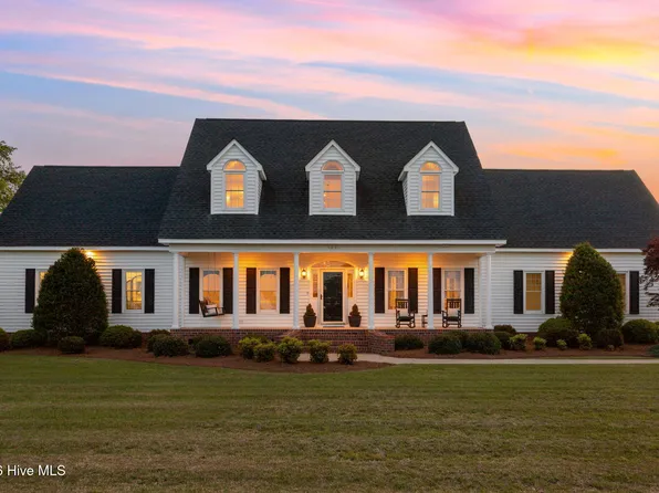1314 Windbrooke Drive, Grimesland, NC 27837
