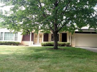 2453 S Green Links Dr, West Allis, WI 53227