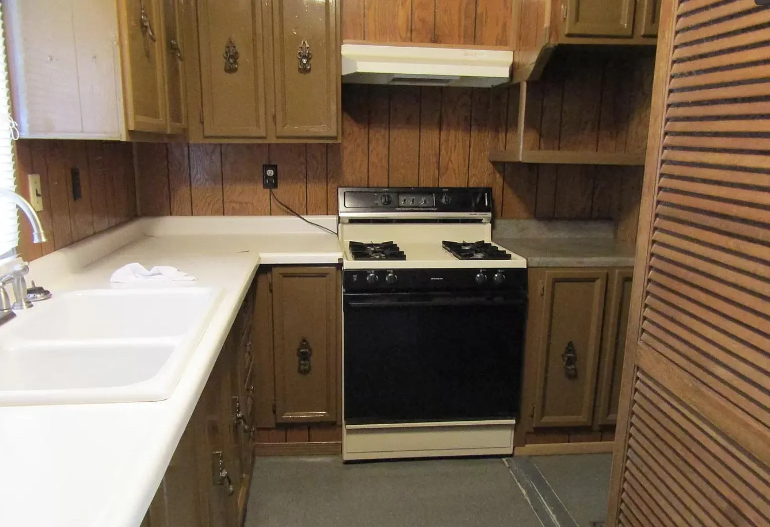 3 bed, 1120 sqft, $895 — Photo 1