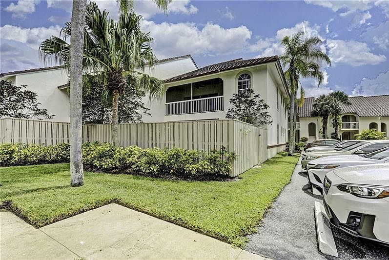 1st image of 203 Cypress Point Dr #203